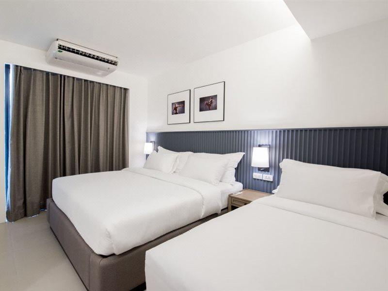 Marina House Muaythai Ta-Iad Phuket Chalong Extérieur photo